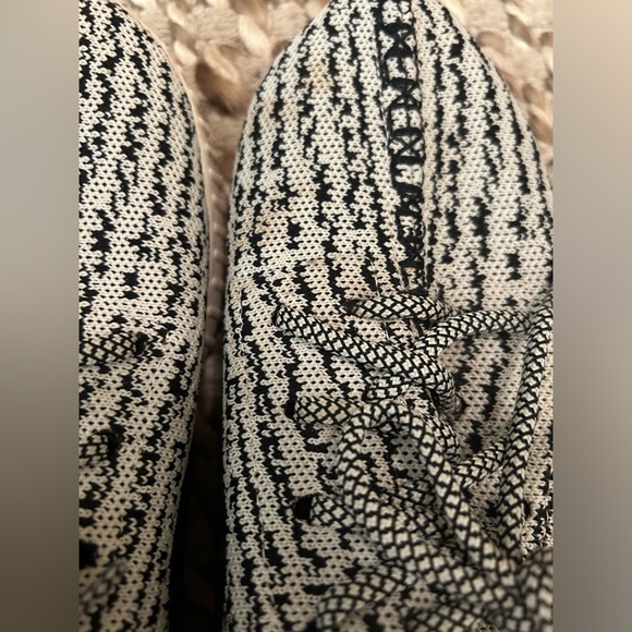 Adidas Yeezy Boost Sneakers - Picture 2 of 14